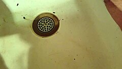 yo, check Dee’s wild squirt combo with toys! 💦