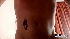 Pelirroja follando como loca en el hotel after a party night