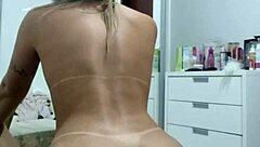 Uma Brincadeira Com A Minha Namorada Gostosa Bruna Carlos De Plug No Cuzinho!