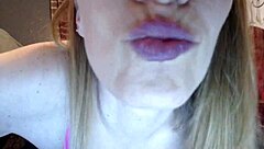 sexy roxxxanne69 sucking dildo with rabbit ears