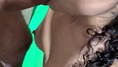 pauzudo fodendo o cu da ninfetinha magrinha