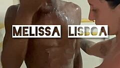 negão roludo fodeu meu cu no banho sem capa e gozou na cara!