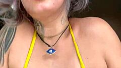 bodybuilder gets horny with big ass and natural tits at gym