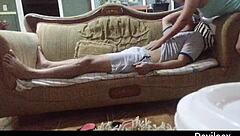 Le Pido un Masaje en los Pies. Termina Masajeando Todo mi Cuerpo con sus Ricas Tetas y Vagina, Qué Rico!