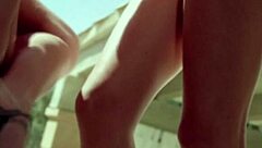 Ambos se extrañaron y querían excitación de coño tanto. ¿Pueden resistir esta sesión intensa de dedos?