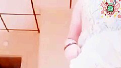 Perfect Shaved Pussy Pawg Masturbates Longing For Cock