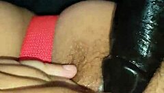 Esposa Brincando Wildly with Huge Dildo at Home