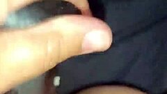 Esposa Brincando Wildly with Huge Dildo at Home