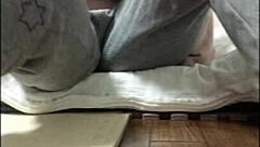 1人でカメラの前でオナニーして自分のオナニーしてる姿をみて興奮するオナニーし初めの女子 生。