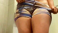 I’m So Crazy for Licking That Wet Pussy in the Bathroom!