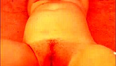 Does hotwife Steffi show her cunt?