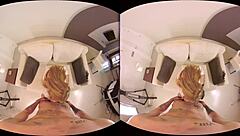 Hanna And Adrian In Virtual Reality