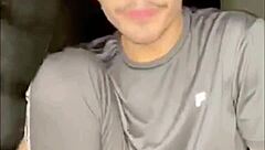 Watch this gay guy cum from solo handjob