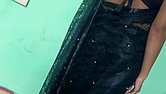 Indian Slut Wife Sucks Husband’s Big Cock in Homemade Clip