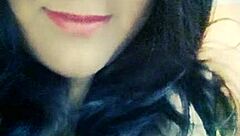 i cant believe this latina milf is so hot, shes mexican too