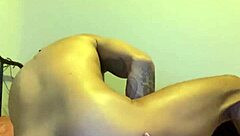 ella spreads her sexy ass open for wild licking now!