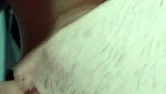 Dion, verd most Polly szűk punciját