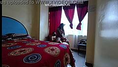 Mi Vecino De 19 Años Me Ayuda A Hacer Porno E Incluso Me Limpia La Orina Con La Lengua