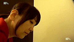 Pembantu Jepang Yukie Mimamae dalam Celemek Telanjang Nakal