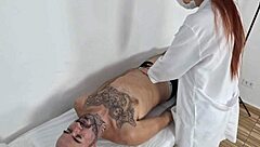 doctor fanny records session with patient