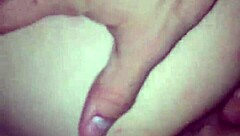 Thick girl moans as boyfriend fucks her pussy hard, squirting everywhere 😍