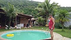 Hardcore sex in the mansion with Snow White.