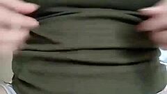 Watch this beautiful girl dance live on bigo 2