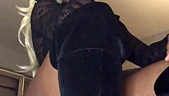 i cant stop poppin balloons on this big ass babe in femdom play