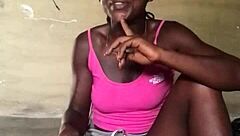 crazy ebony bitch eats food and shares life lessons solo