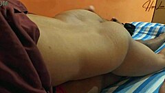 i'm too horny asian milf for good fuck in bedroom