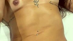 my toy died so i shoved it in my big ass to masturbate