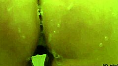 Alanah Rae hisap kote dan dapat pancut di tetek besar adegan hardcore.