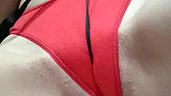 estaba jugando con cinta y ups, algo pasó