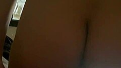 천천히 해달라고 하면서 라티나 뒤로 젖혀 박아