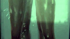 why not lick that pussy in the bath?