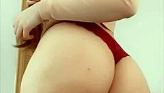 Hot Spanish amateur in sexy lingerie masturbating for March 2020 vids!