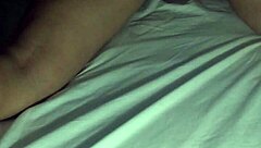 Sesi Pijatan Relaks untuk Istri