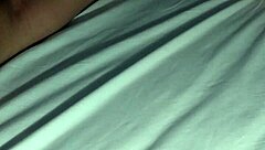 Sesi Pijatan Relaks untuk Istri