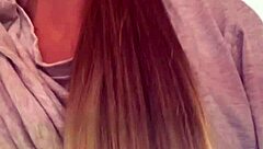 Eu na academia tirei a camiseta e fiquei de sutiã bucetinha molhadinha