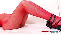 カット・ディオールの毛マンコがガレージでビシャ潮吹き！