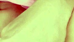 Cheeeeekymissy explores extreme close up pussy play