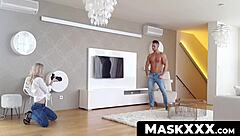 หน้ากากพร้อมเย็ดจุดเปียกด้วยพลัง