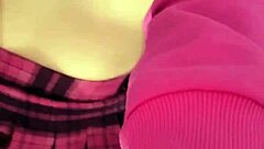 mexican girl offers herself