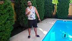 A raba deliciosa de Juju Meirelles gets pounded hard in red familia. Curvy Latina takes huge cock doggystyle.