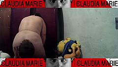 Oh man, I'm like totally between the thighs of this curvy gorda, tasting her vaginal flows... what a horny rush this guarra gives me, y'know?