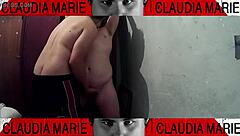 Ω άνθρωπέ μου, είμαι εντελώς ανάμεσα στα μηρά αυτής της καμπύλης γκόρντας, γεύομαι τις κολπικές της ροές... τι ορνιά αυτή η γκουάρα μου δίνει, ξέρεις;