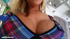 Hey, wanna watch Wivien finger herself solo on Sapphix?