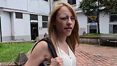 Секс-маньячки латинки партизанки доминируют пленного минетом большими титьками и трахом монстр хуем