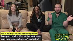 Hei, lihat kakiku gosok batu panas raksasa di pantai, seksi banget di Beat2Feet.com!