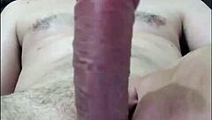 Punhetas e gozadas no rosto de lindas mulheres